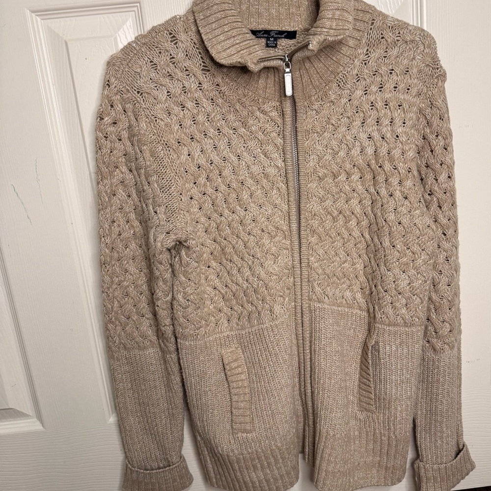 Cable Knit Zip-Up Cardigan‎ – Size Medium – Cozy Neutral Tan